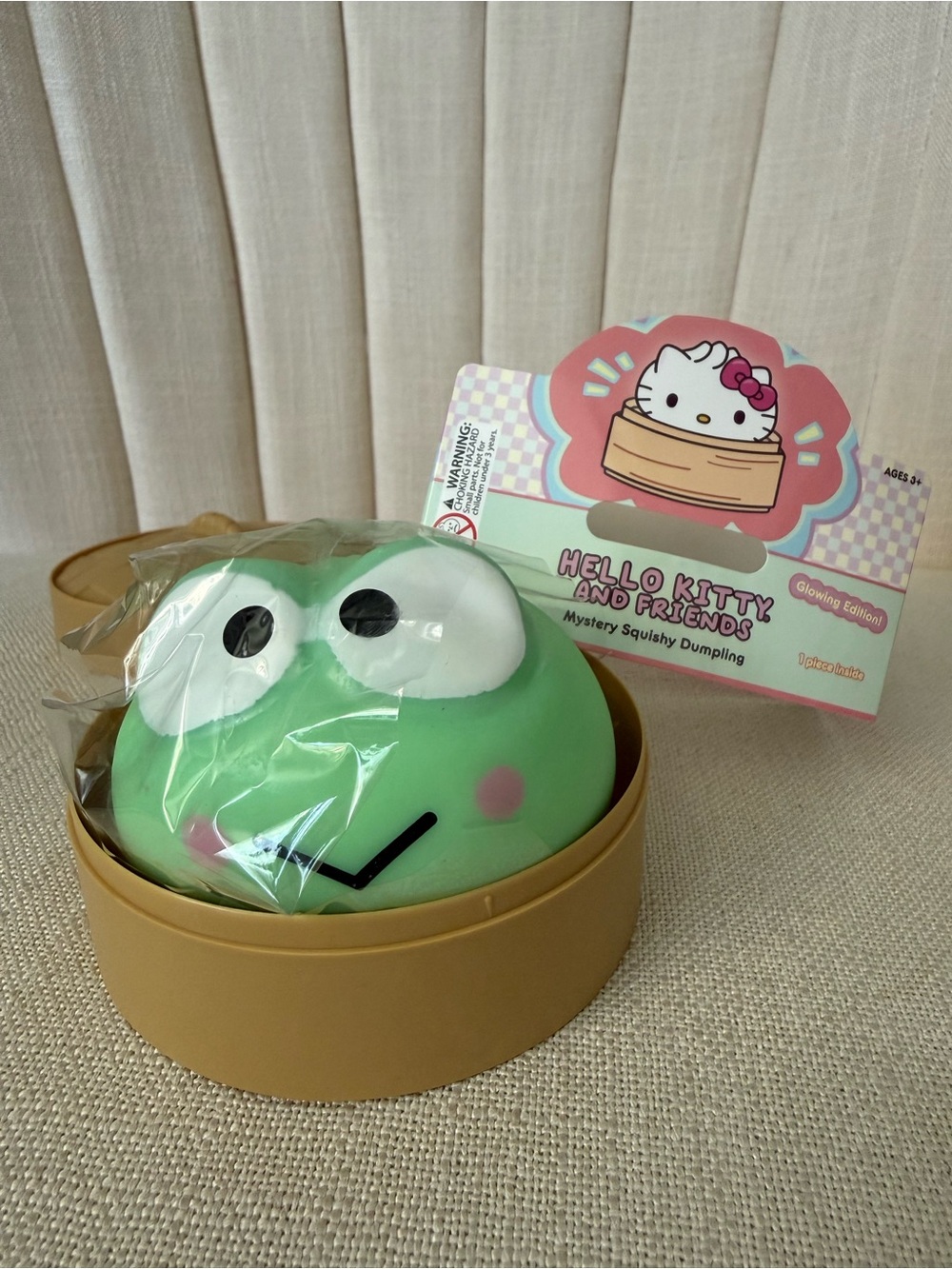 NEW OPEN Sanrio KEROPPI dumpling GLOWING glow in the dark squishy Hello Kitty